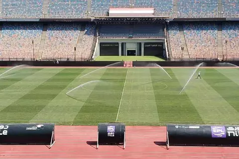 استاد القاهرة يستعد لاستقبال مباراة القمة بين الأهلي والزمالك (صور)